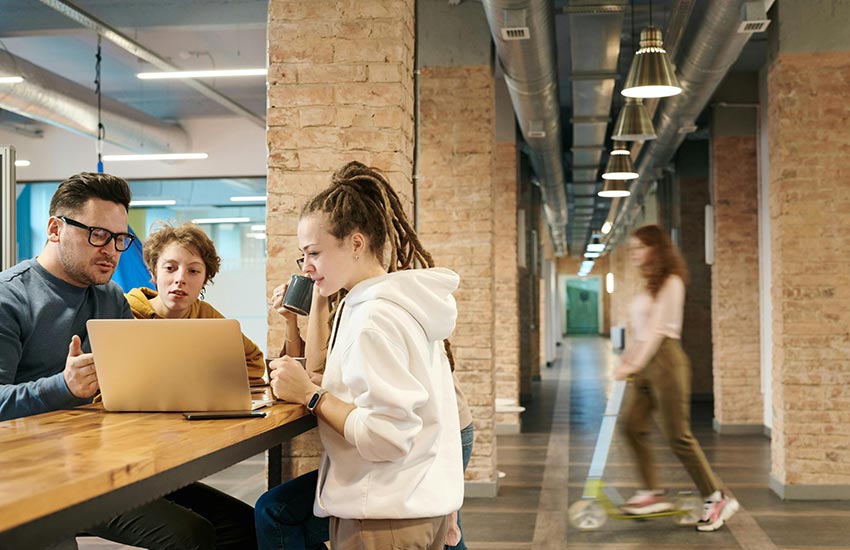 Problems everyone has when working remotely and how to solve them